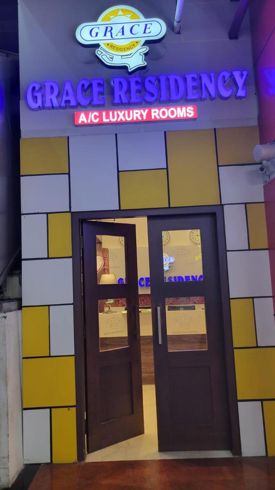 Готель Grace Residency Chennai Airport Екстер'єр фото