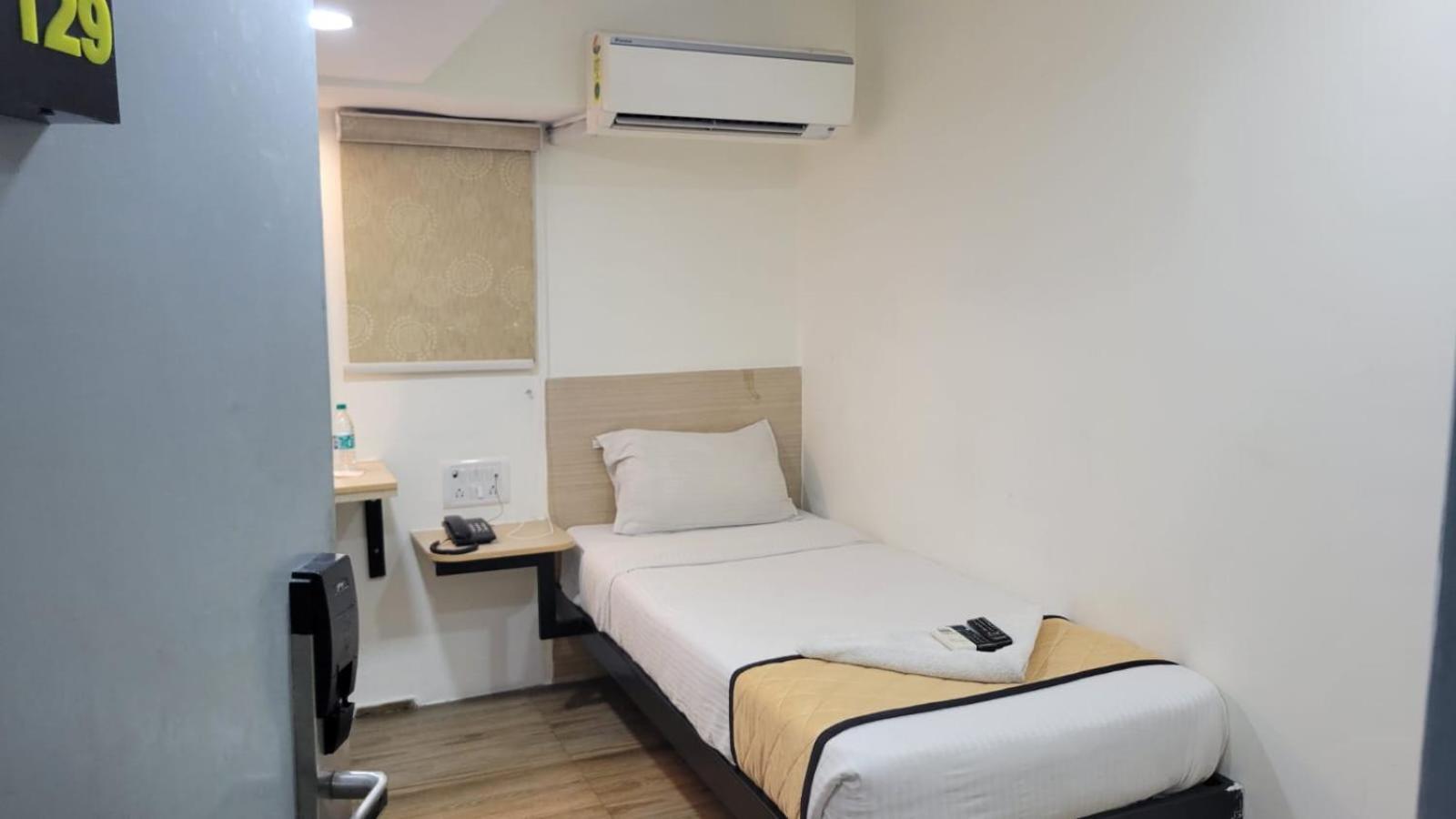 Готель Grace Residency Chennai Airport Екстер'єр фото